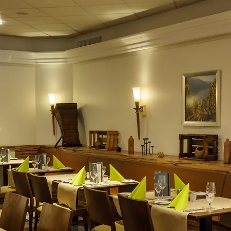 مركيور كوبلنز كوبلنس